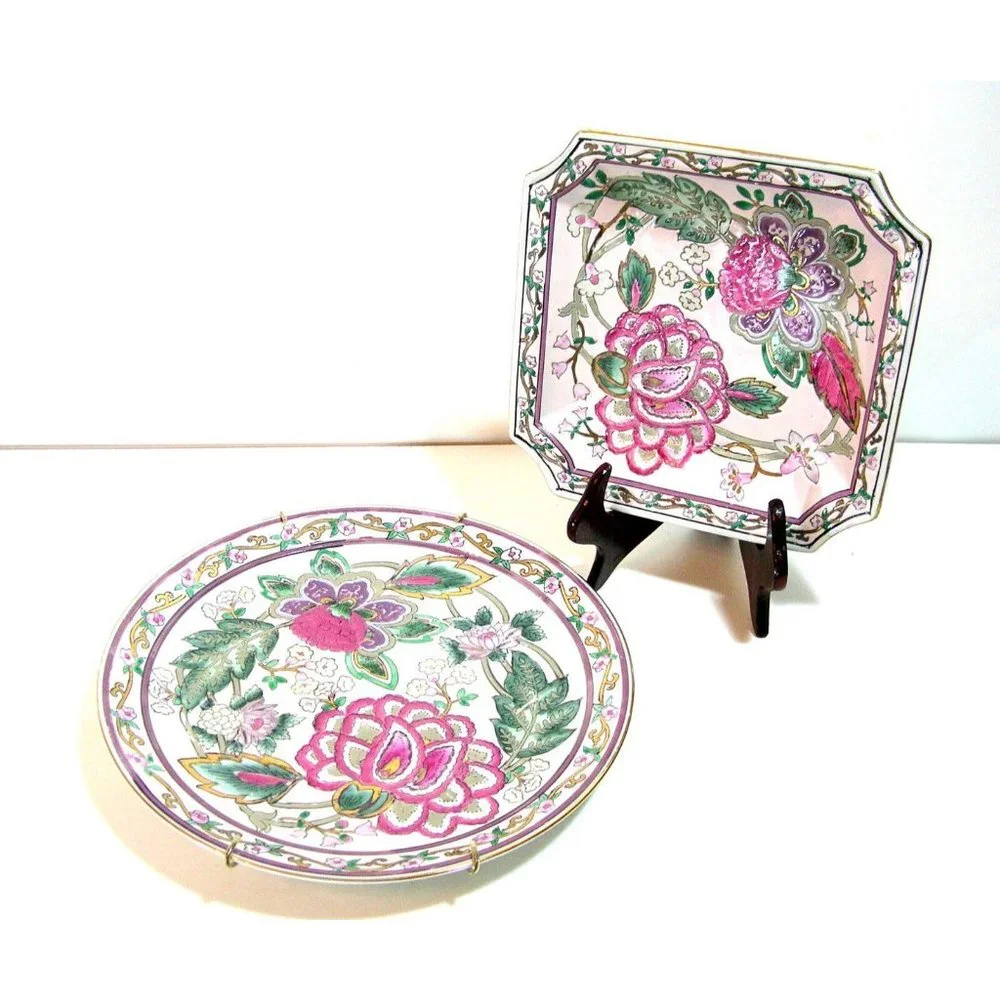 Oriental Floral Plates, Collection of Two, Traditional Decor - Picture 2 of 9